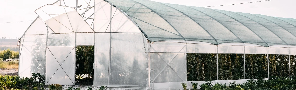 Safe And Reliable Glass Greenhouse in Yongehurst