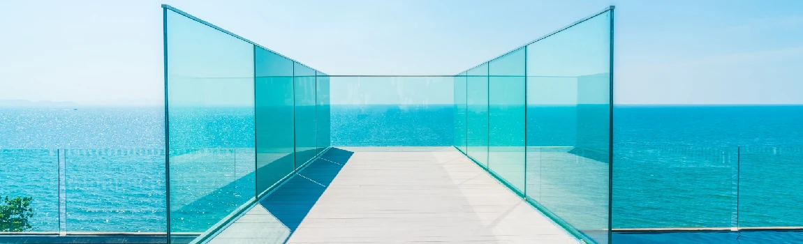 Customized Glass Pool Fence Repair Services in Jefferson